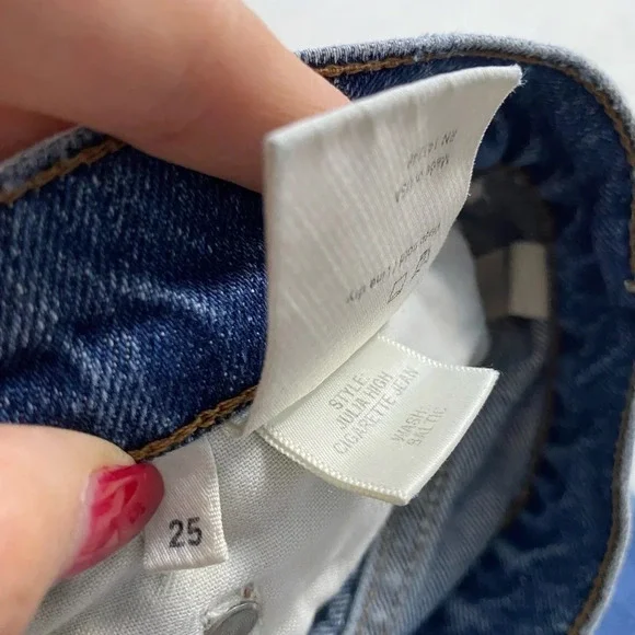 REFORMATION Julia High Cigarette Jean Baltic Wash Size 25 - Picture 11 of 12